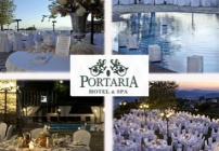 Για το 4 αστέρων «Portaria Hotel & Spa» στο Πήλιο, καμία απαίτηση δεν είναι υπερβολικά μεγάλη και καμία λεπτομέρεια δεν είναι υπερβολικά μικρή!  Χάρη στον συνδυασμό εμπειρίας, γνώσης και υπέροχων χώρων, θα είμαστε εκεί, δίπλα σας, προκειμένου να διασφαλίσουμε πως θα απολαύσετε την προετοιμασία μιας αξέχαστης ημέρας! Διατίθενται εντυπωσιακές αίθουσες συνεστιάσεων, που μπορούν να φιλοξενήσουν κάθε είδους κοινωνική εκδήλωση! Απολαύστε την εκλεκτή κουζίνα γευματίζοντας δίπλα στην εξωτερική πισίνα σε ένα περιβάλλον απαράμιλλης ομορφιάς!!!
